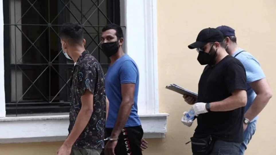 Βρίσκουν και τα κάνουν! Απλό πλημμέλημα η επίθεση των Πακιστανών στην 25χρονη